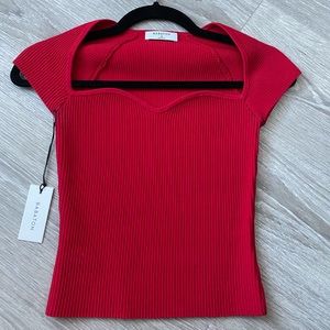 NWOT Babaton sculpt knit cap sleeve top